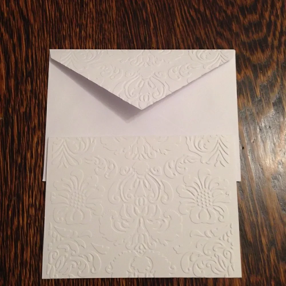 ‎5 Handmade embossed blank white greeting cards